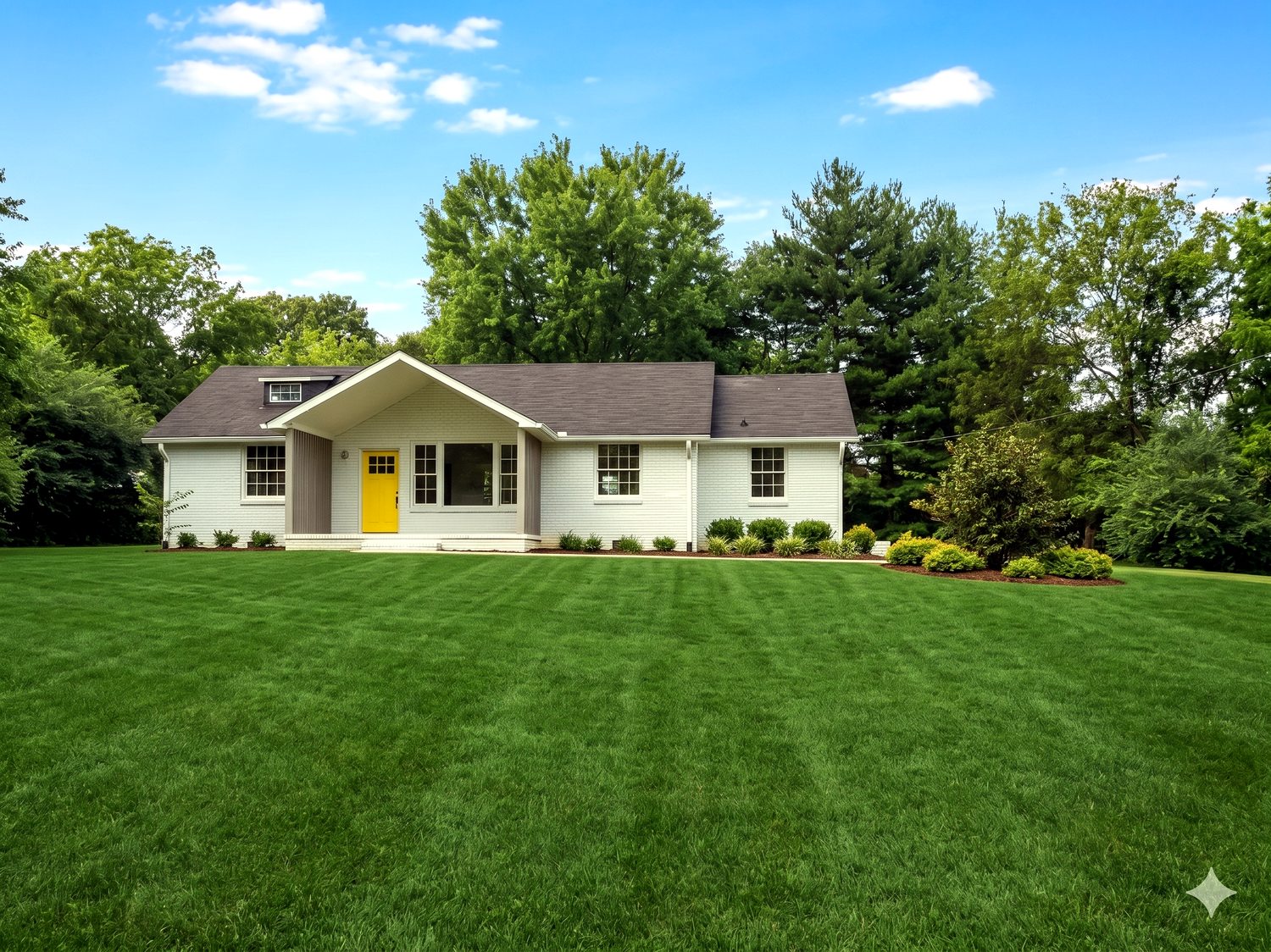 Newly built custom home exterior in Middle Tennessee